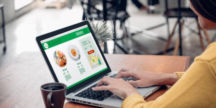 Importance and Advantages of Online Food Ordering System for Restaurants
